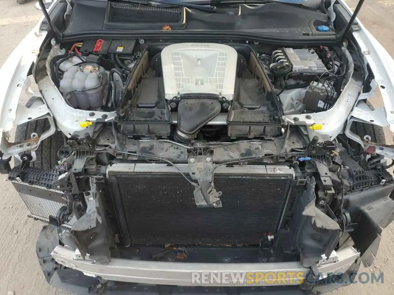 12 Фотография поврежденного автомобиля WA1FVBF14LD009279 AUDI Q8 2020