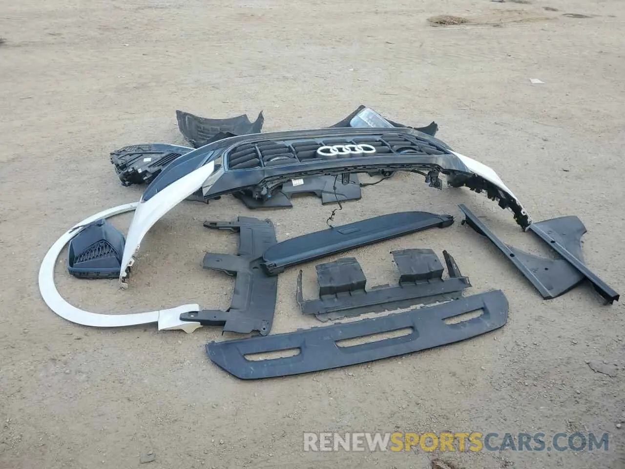 13 Фотография поврежденного автомобиля WA1FVBF14LD009279 AUDI Q8 2020
