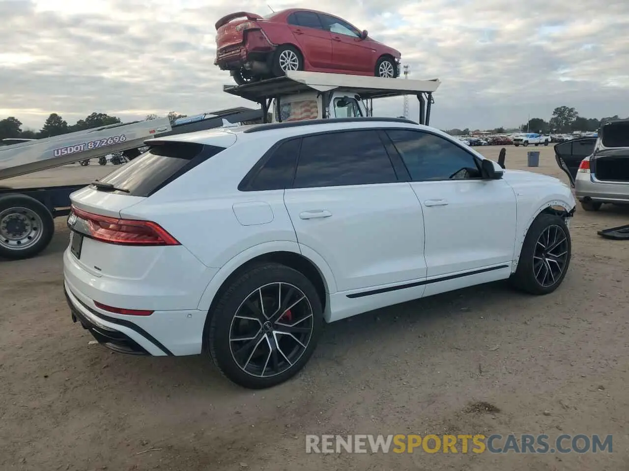 3 Фотография поврежденного автомобиля WA1FVBF14LD009279 AUDI Q8 2020