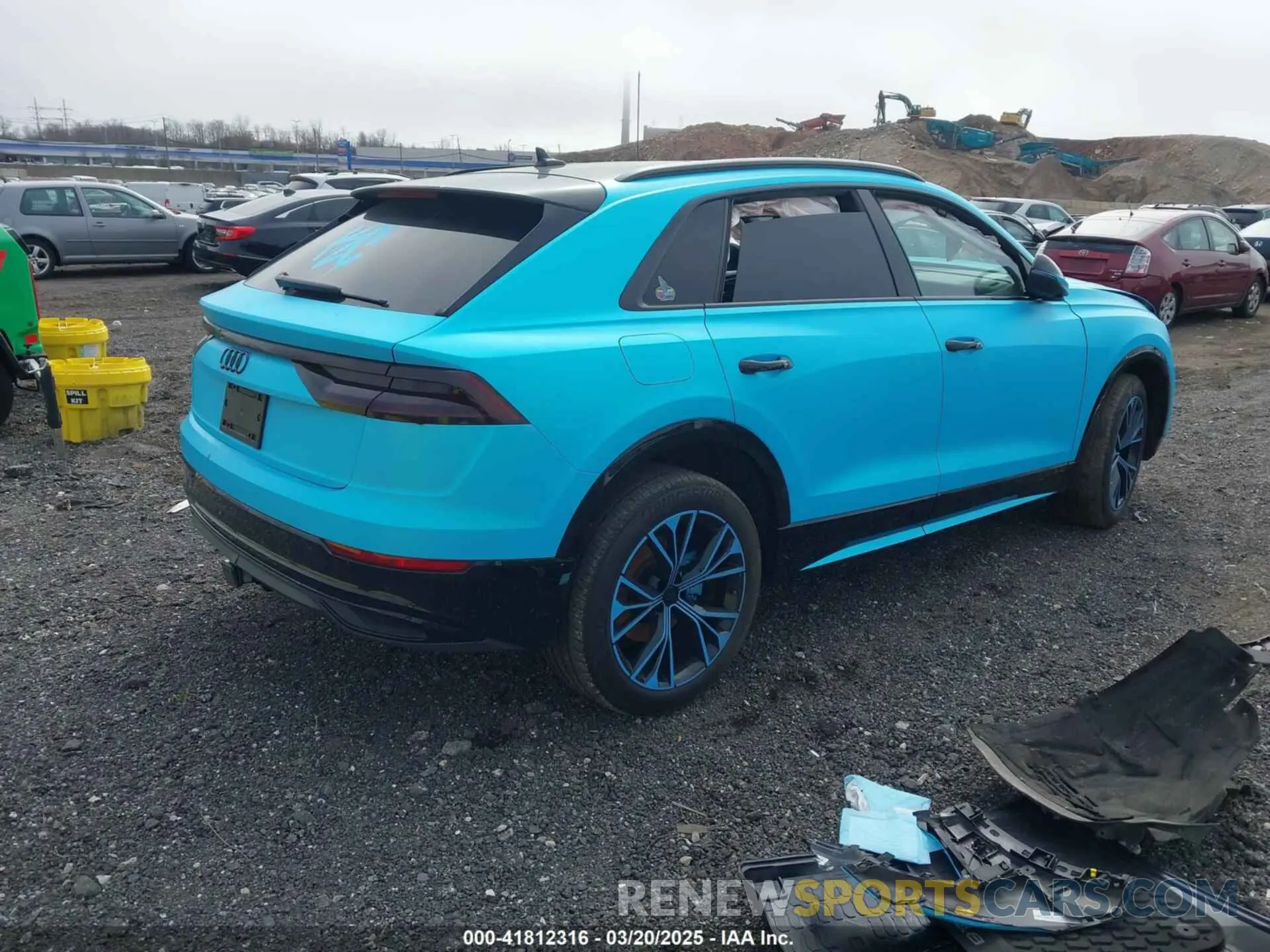4 Photograph of a damaged car WA1AVAF11MD003462 AUDI Q8 2021