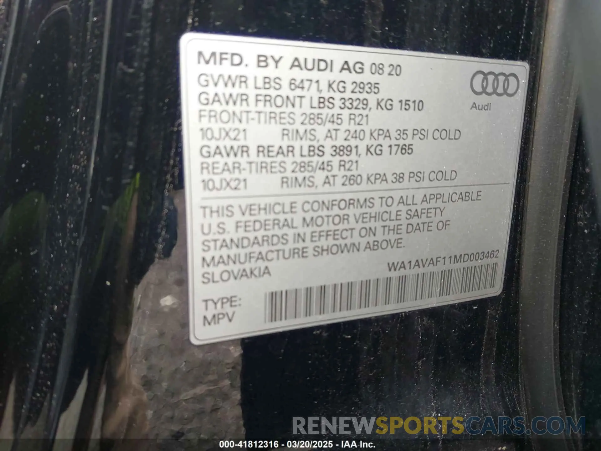 9 Photograph of a damaged car WA1AVAF11MD003462 AUDI Q8 2021