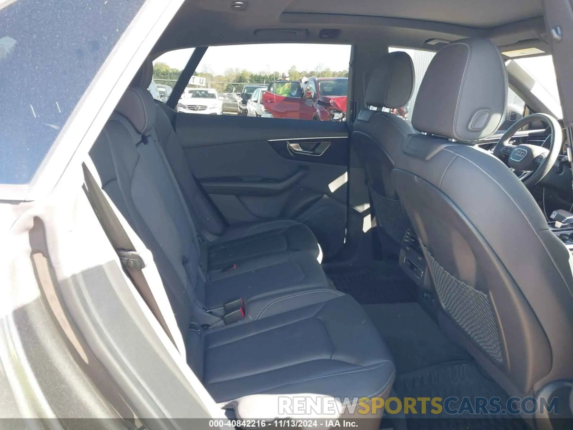 8 Photograph of a damaged car WA1AVAF13MD005522 AUDI Q8 2021