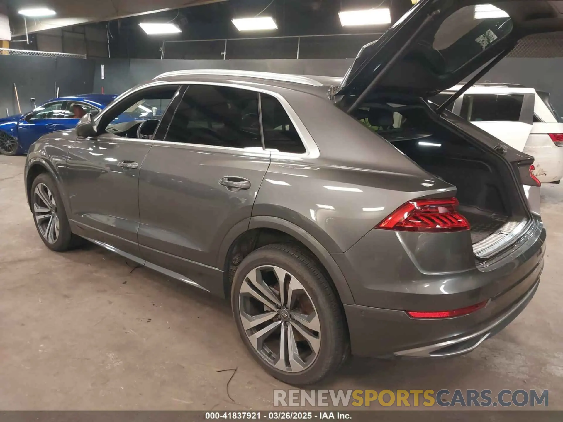 3 Photograph of a damaged car WA1BVAF18MD002748 AUDI Q8 2021