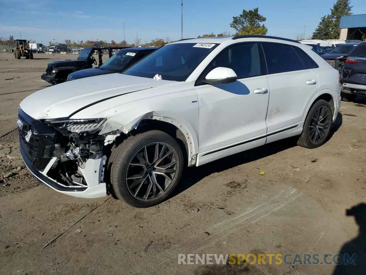 1 Фотография поврежденного автомобиля WA1EVAF10MD007262 AUDI Q8 2021