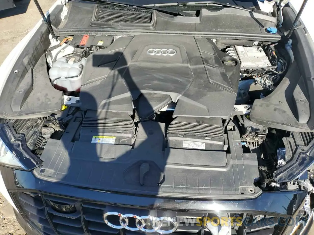 12 Фотография поврежденного автомобиля WA1EVAF10MD007262 AUDI Q8 2021