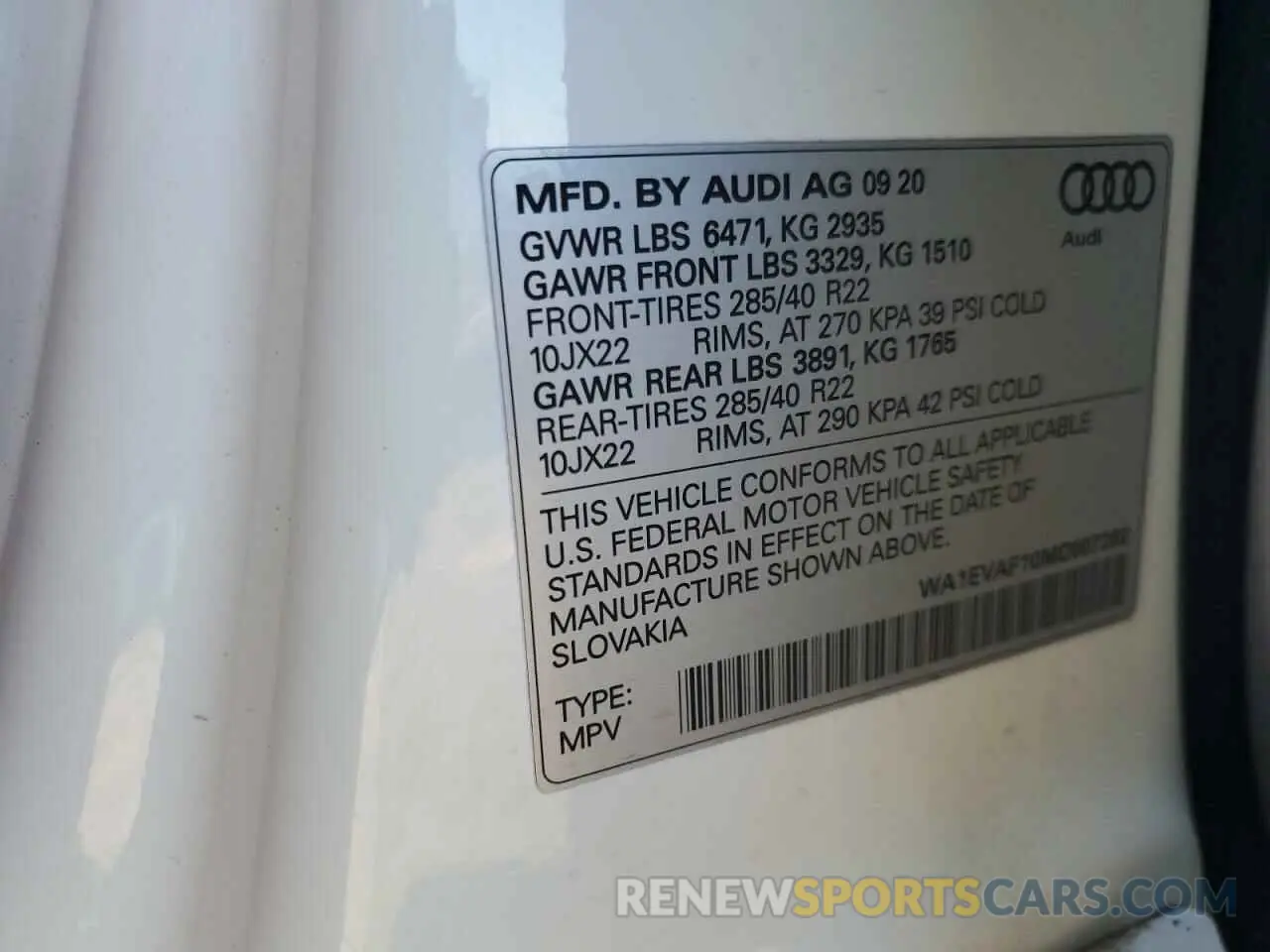 13 Фотография поврежденного автомобиля WA1EVAF10MD007262 AUDI Q8 2021