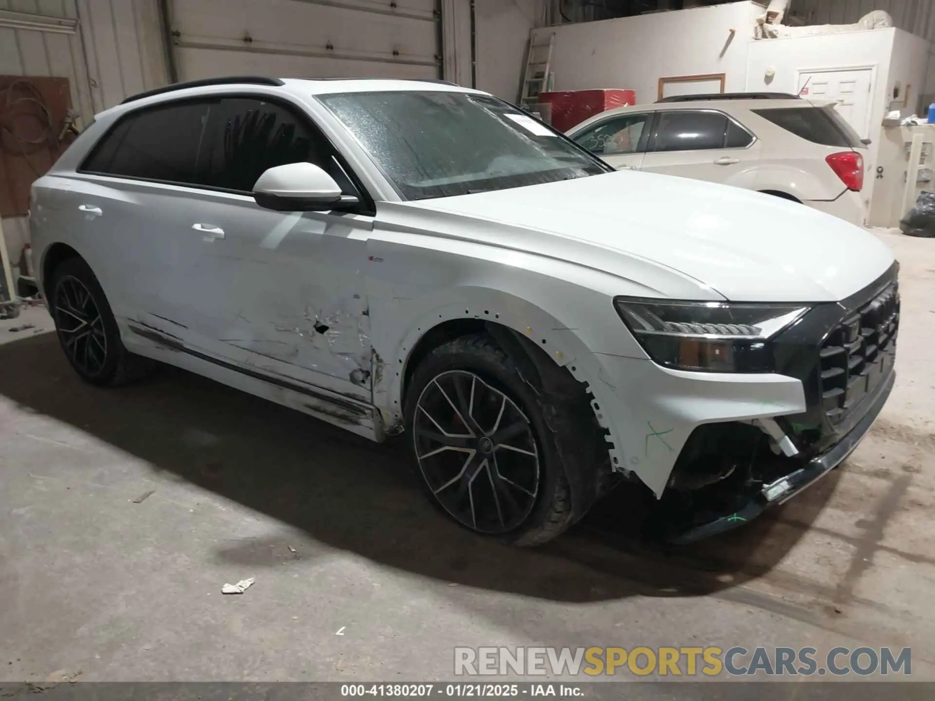 1 Photograph of a damaged car WA1EVAF11MD013975 AUDI Q8 2021