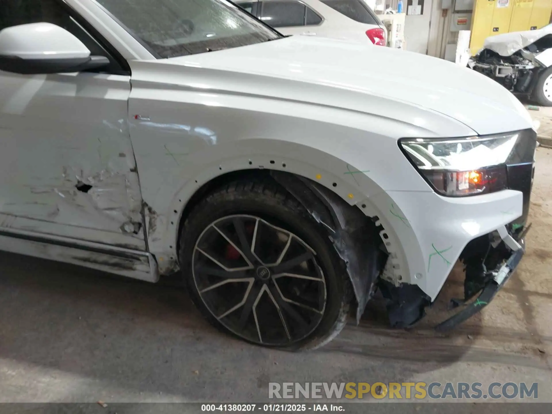 6 Photograph of a damaged car WA1EVAF11MD013975 AUDI Q8 2021
