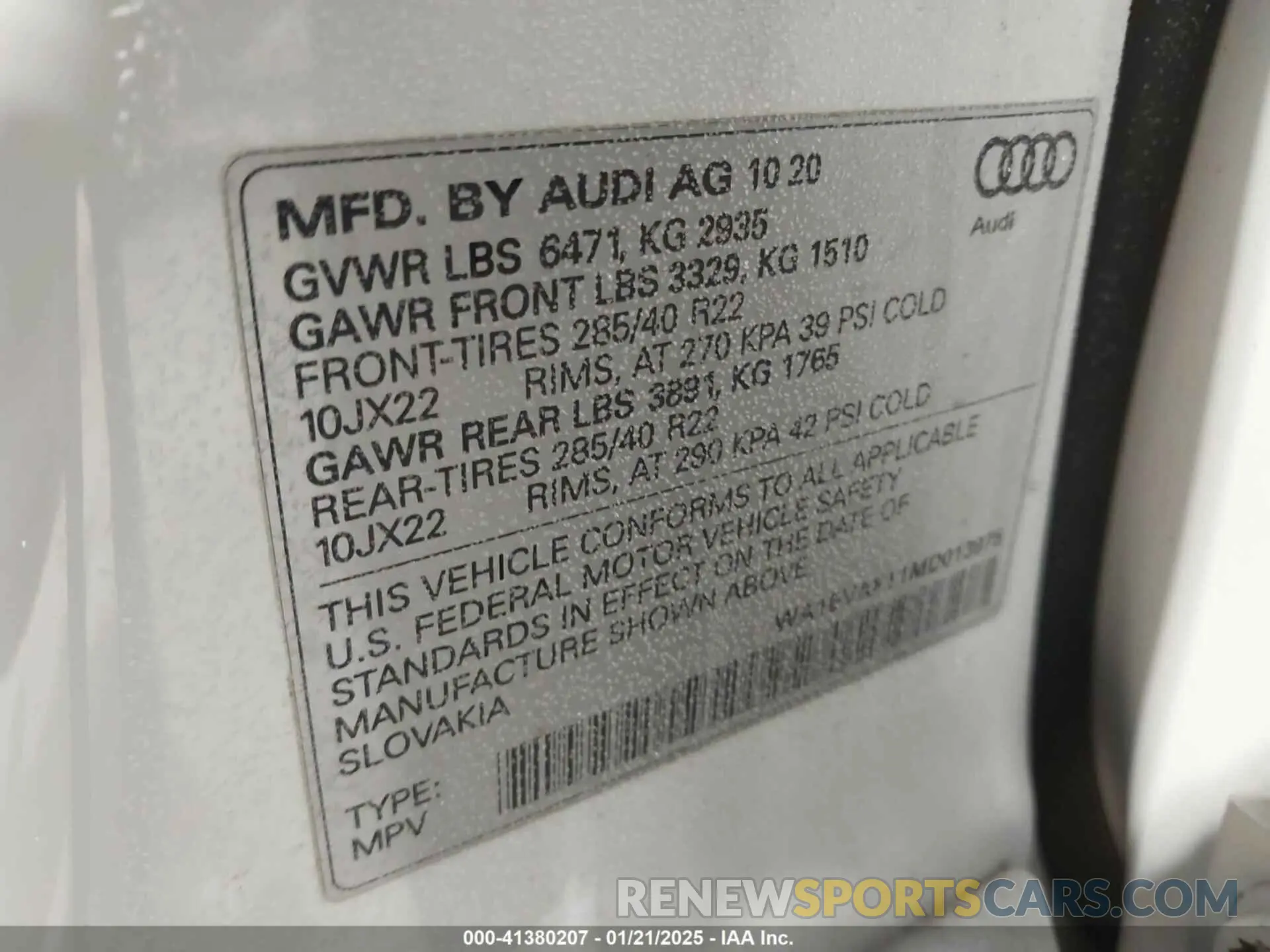 9 Photograph of a damaged car WA1EVAF11MD013975 AUDI Q8 2021
