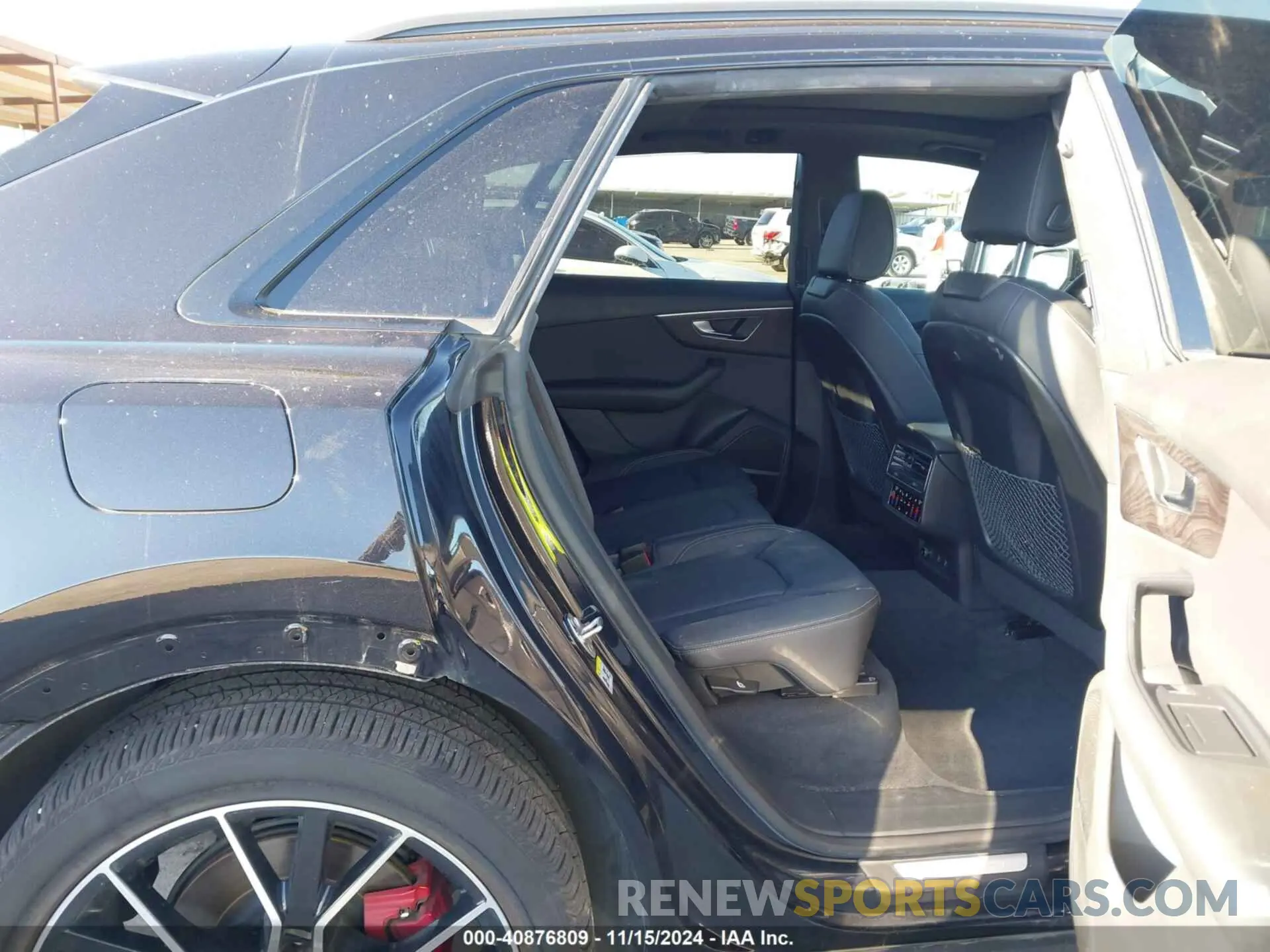 8 Фотография поврежденного автомобиля WA1EVAF11MD016682 AUDI Q8 2021