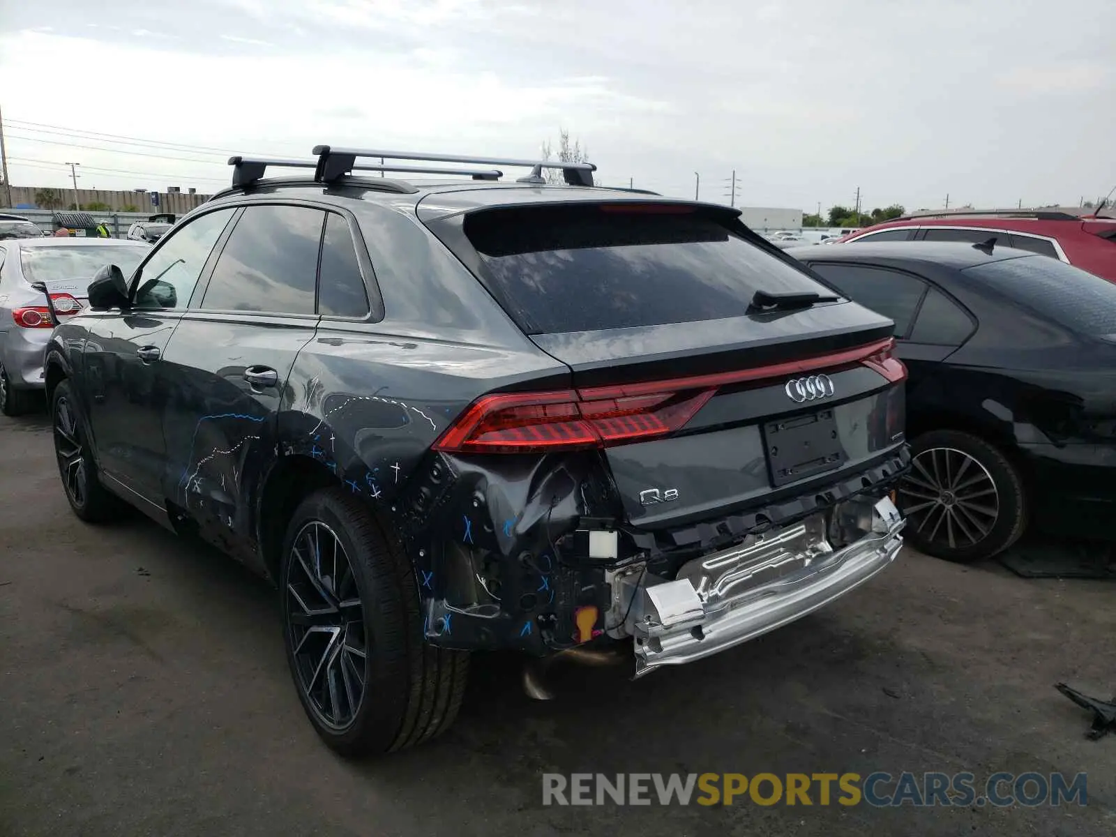 3 Photograph of a damaged car WA1EVAF11MD025530 AUDI Q8 2021