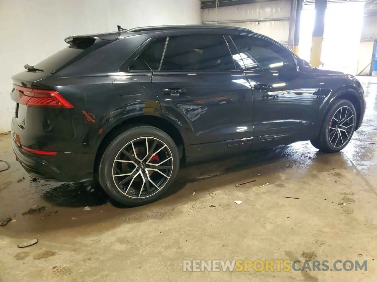3 Photograph of a damaged car WA1EVAF12MD002421 AUDI Q8 2021