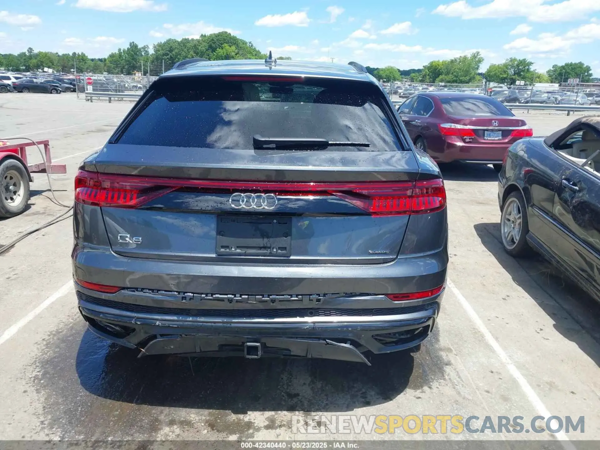 16 Фотография поврежденного автомобиля WA1EVAF12MD006405 AUDI Q8 2021
