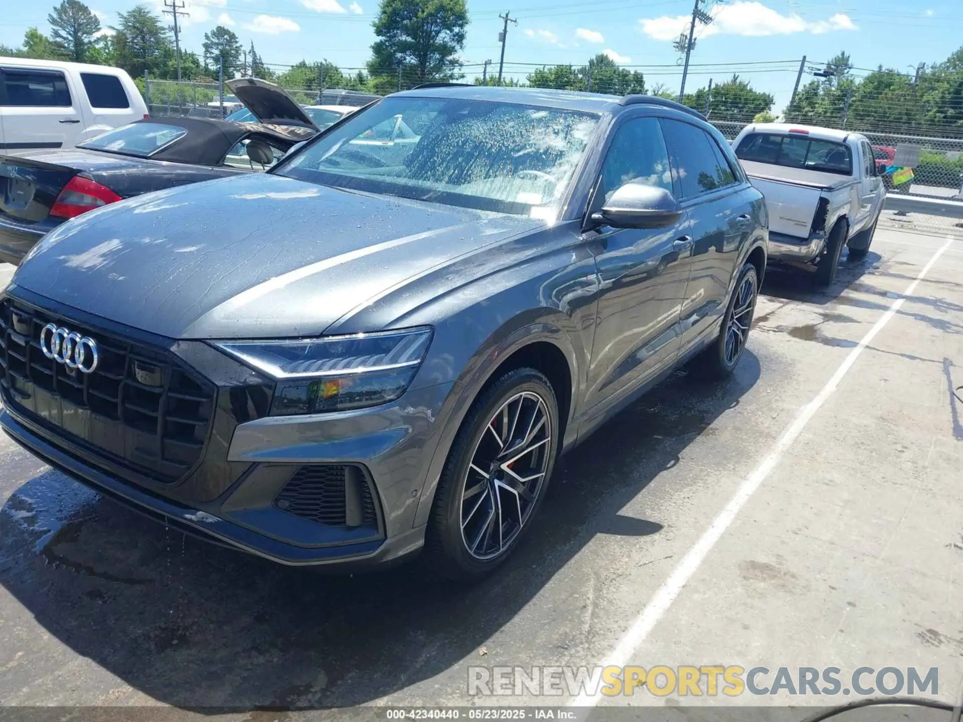 2 Фотография поврежденного автомобиля WA1EVAF12MD006405 AUDI Q8 2021