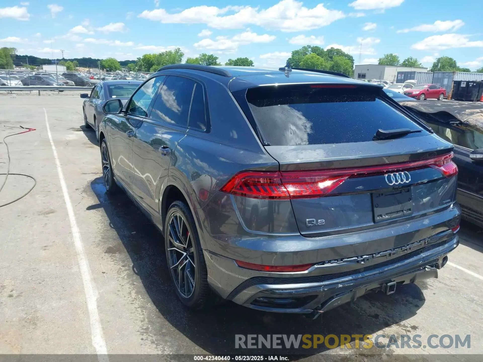 3 Фотография поврежденного автомобиля WA1EVAF12MD006405 AUDI Q8 2021