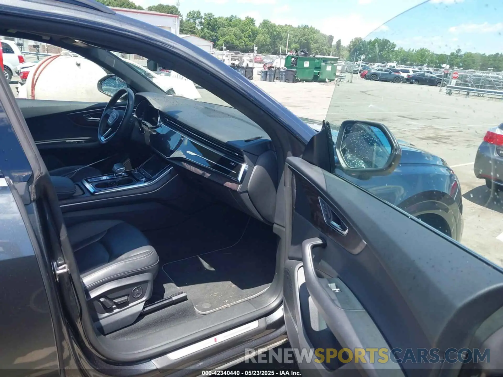 5 Фотография поврежденного автомобиля WA1EVAF12MD006405 AUDI Q8 2021