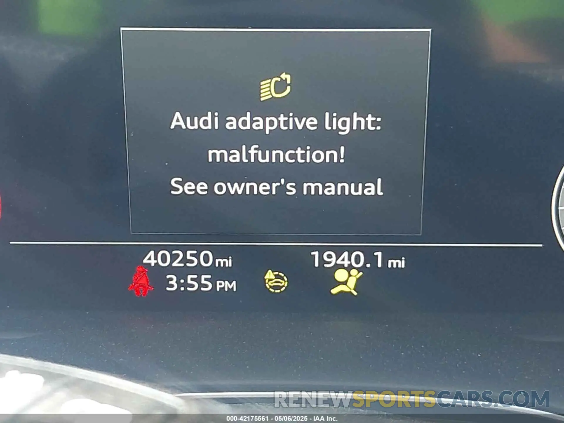 15 Photograph of a damaged car WA1EVAF12MD032292 AUDI Q8 2021