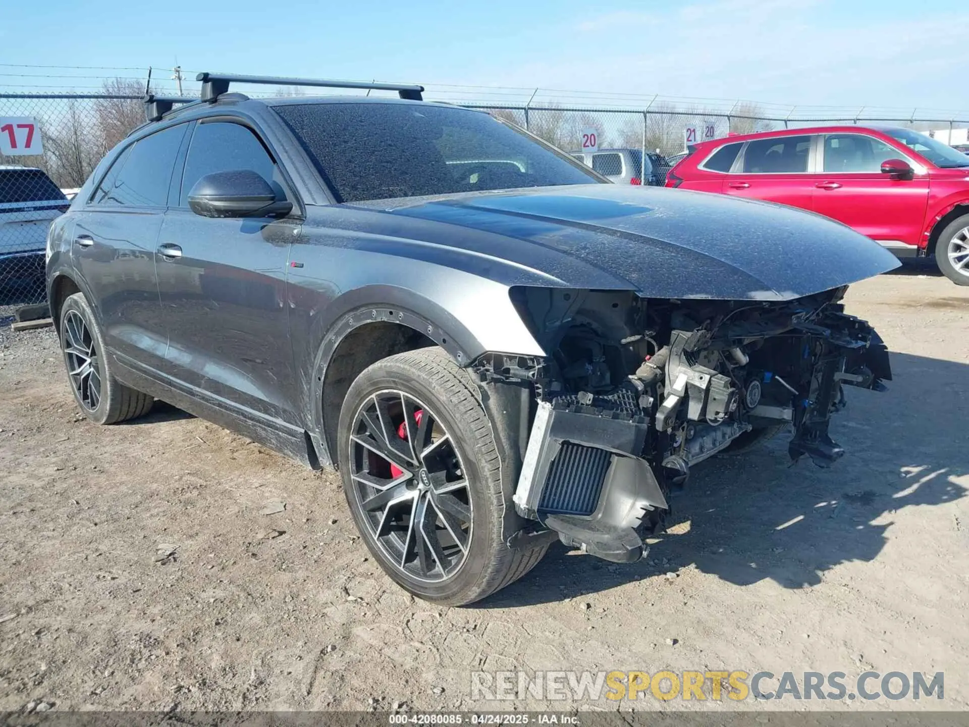 1 Фотография поврежденного автомобиля WA1EVAF14MD014781 AUDI Q8 2021