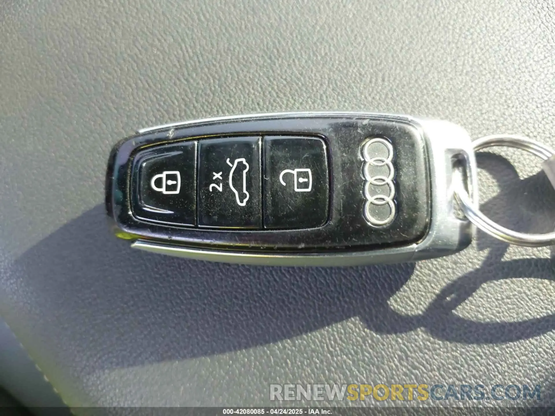 11 Фотография поврежденного автомобиля WA1EVAF14MD014781 AUDI Q8 2021