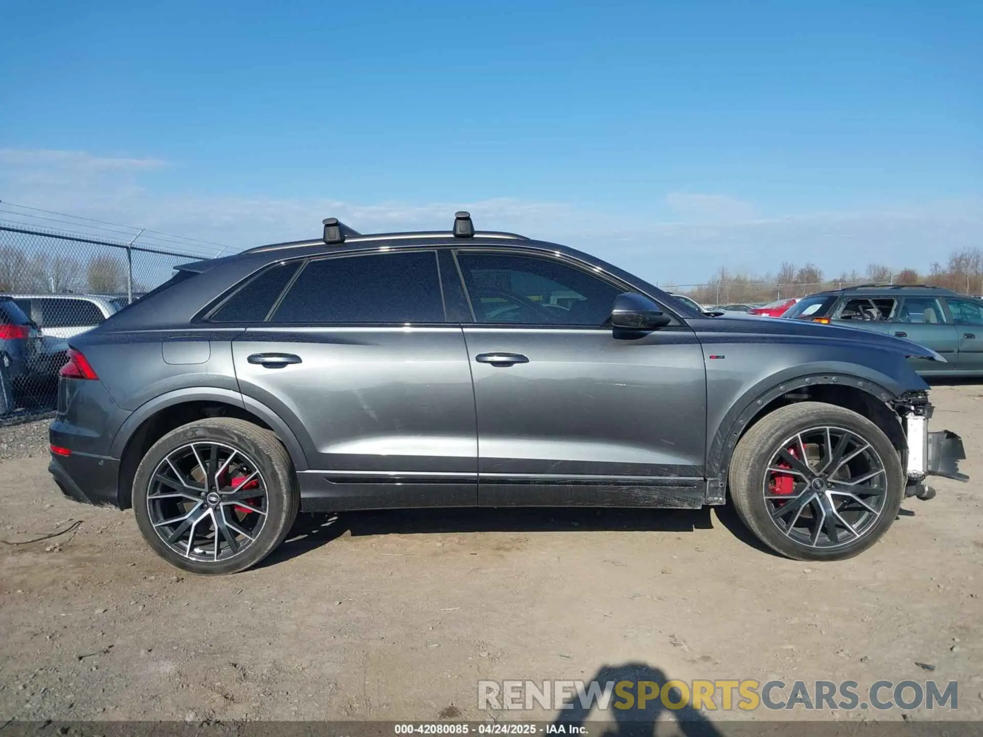 14 Фотография поврежденного автомобиля WA1EVAF14MD014781 AUDI Q8 2021