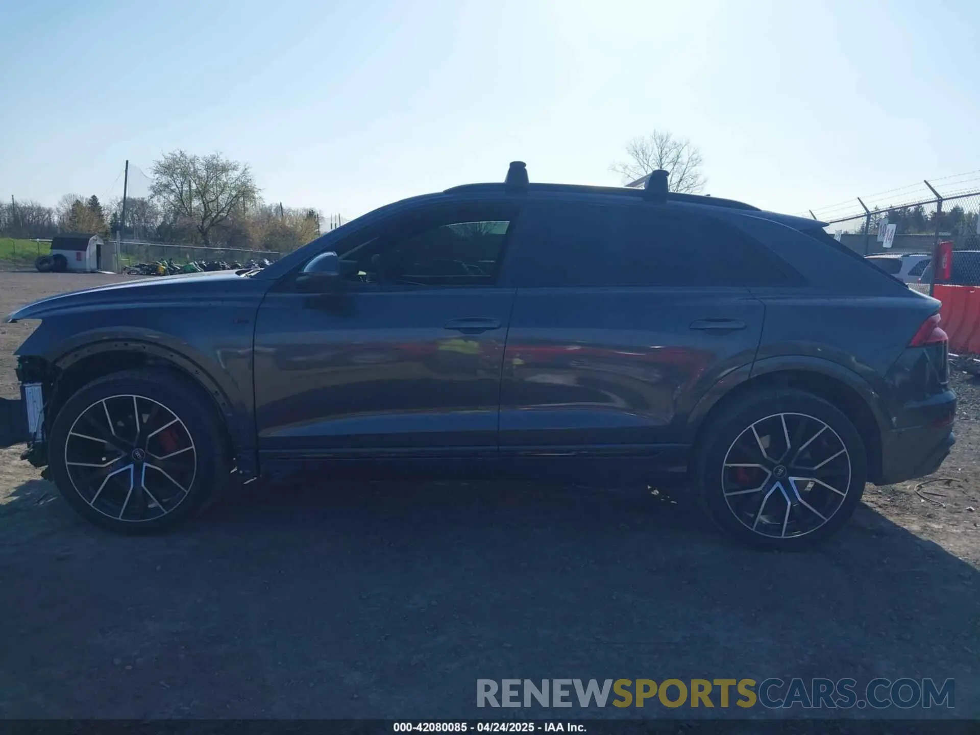 15 Фотография поврежденного автомобиля WA1EVAF14MD014781 AUDI Q8 2021