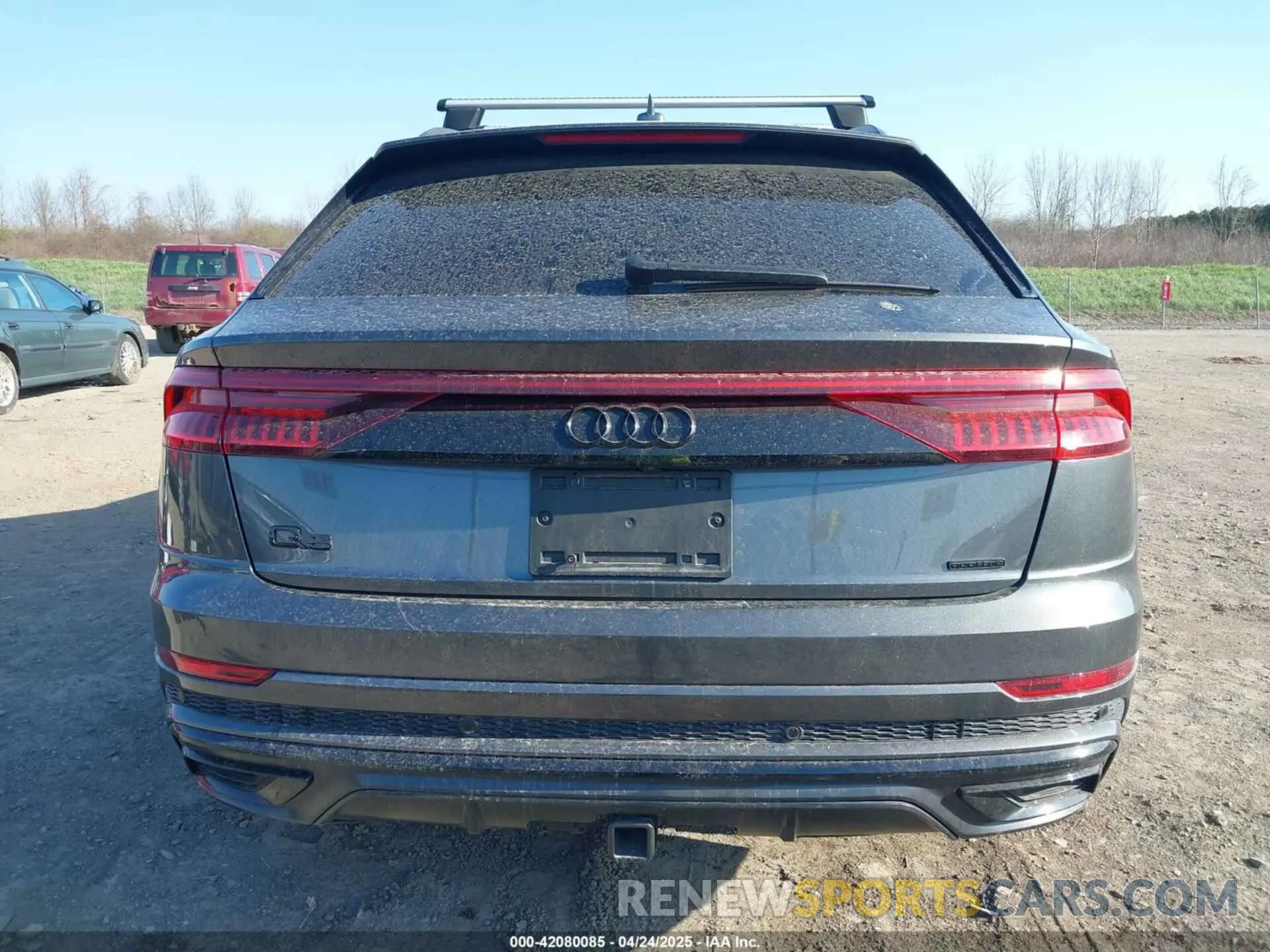17 Фотография поврежденного автомобиля WA1EVAF14MD014781 AUDI Q8 2021