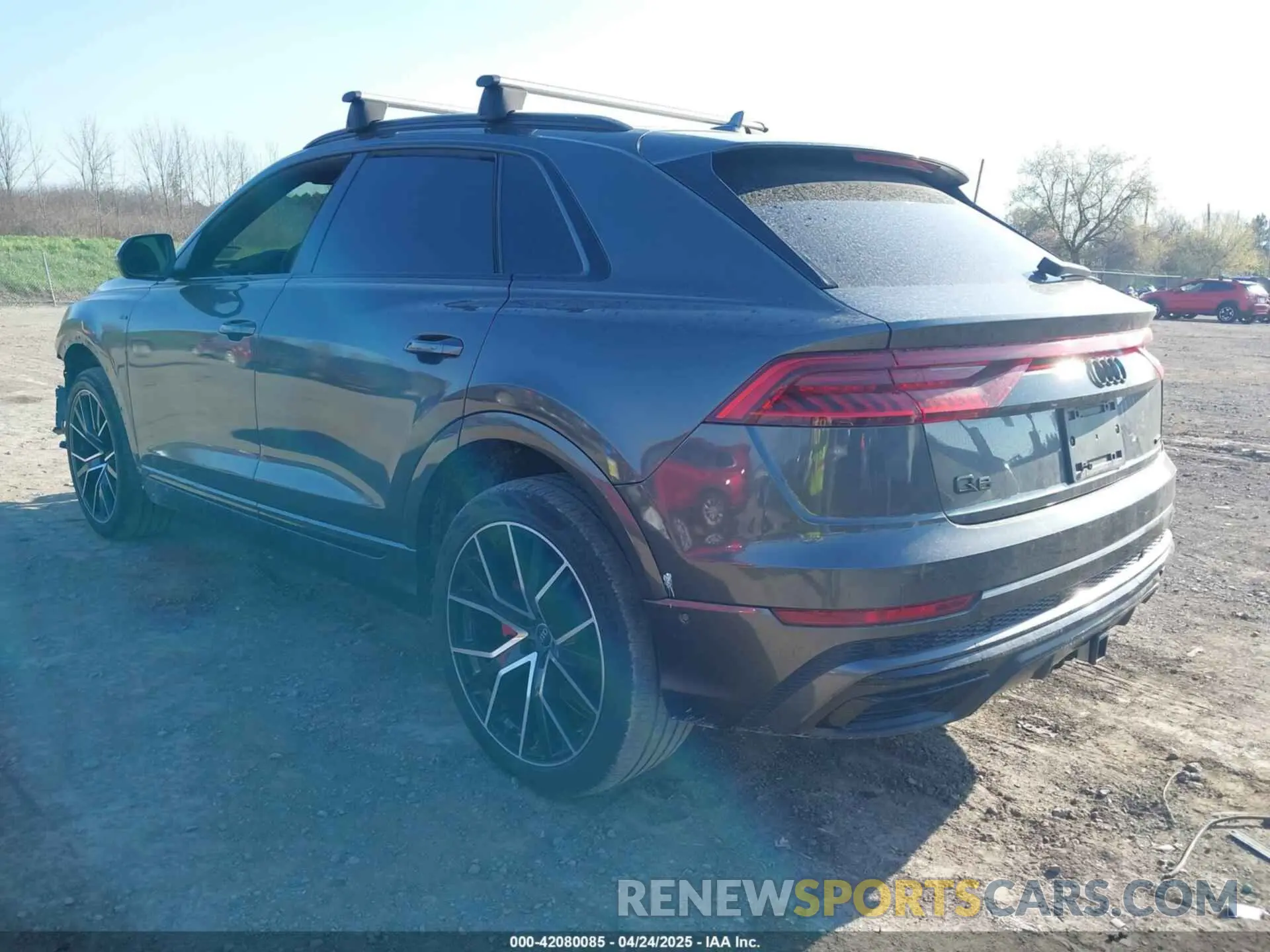 3 Фотография поврежденного автомобиля WA1EVAF14MD014781 AUDI Q8 2021