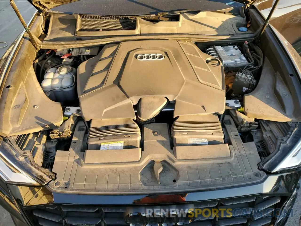 12 Фотография поврежденного автомобиля WA1EVAF15MD013154 AUDI Q8 2021
