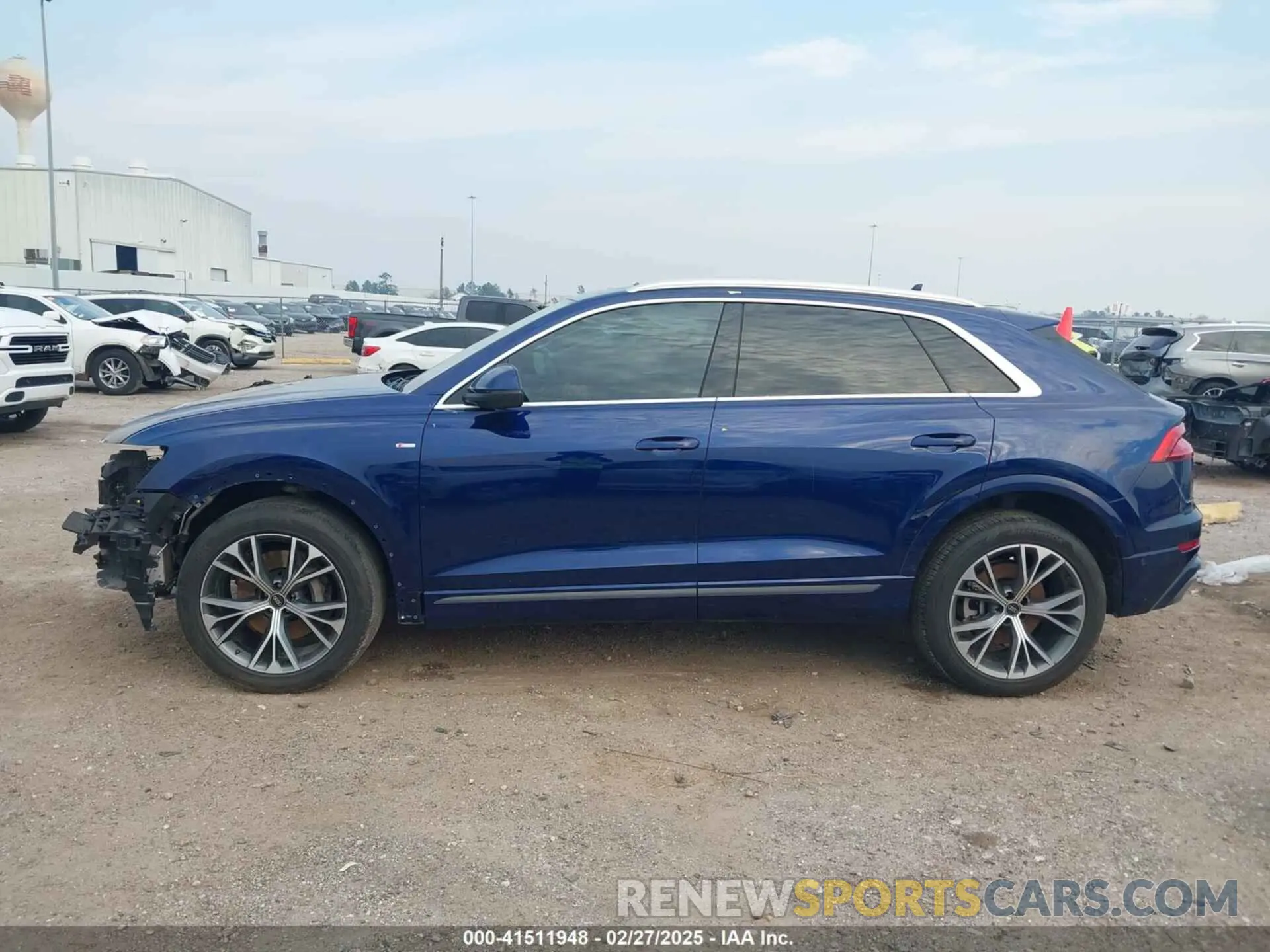 15 Photograph of a damaged car WA1EVAF17MD007971 AUDI Q8 2021