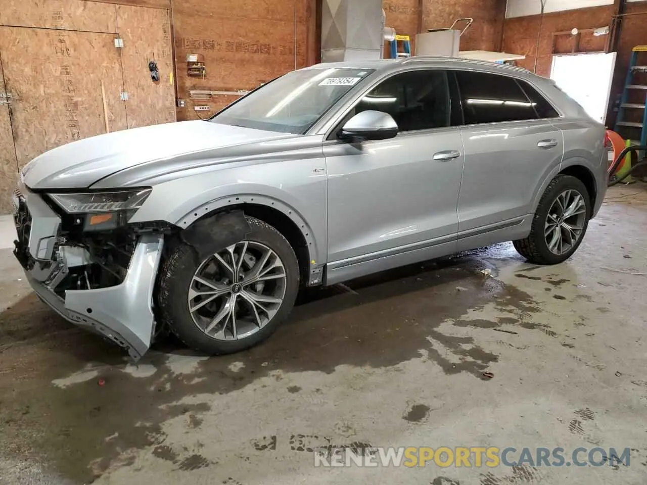 1 Photograph of a damaged car WA1EVAF17MD034149 AUDI Q8 2021