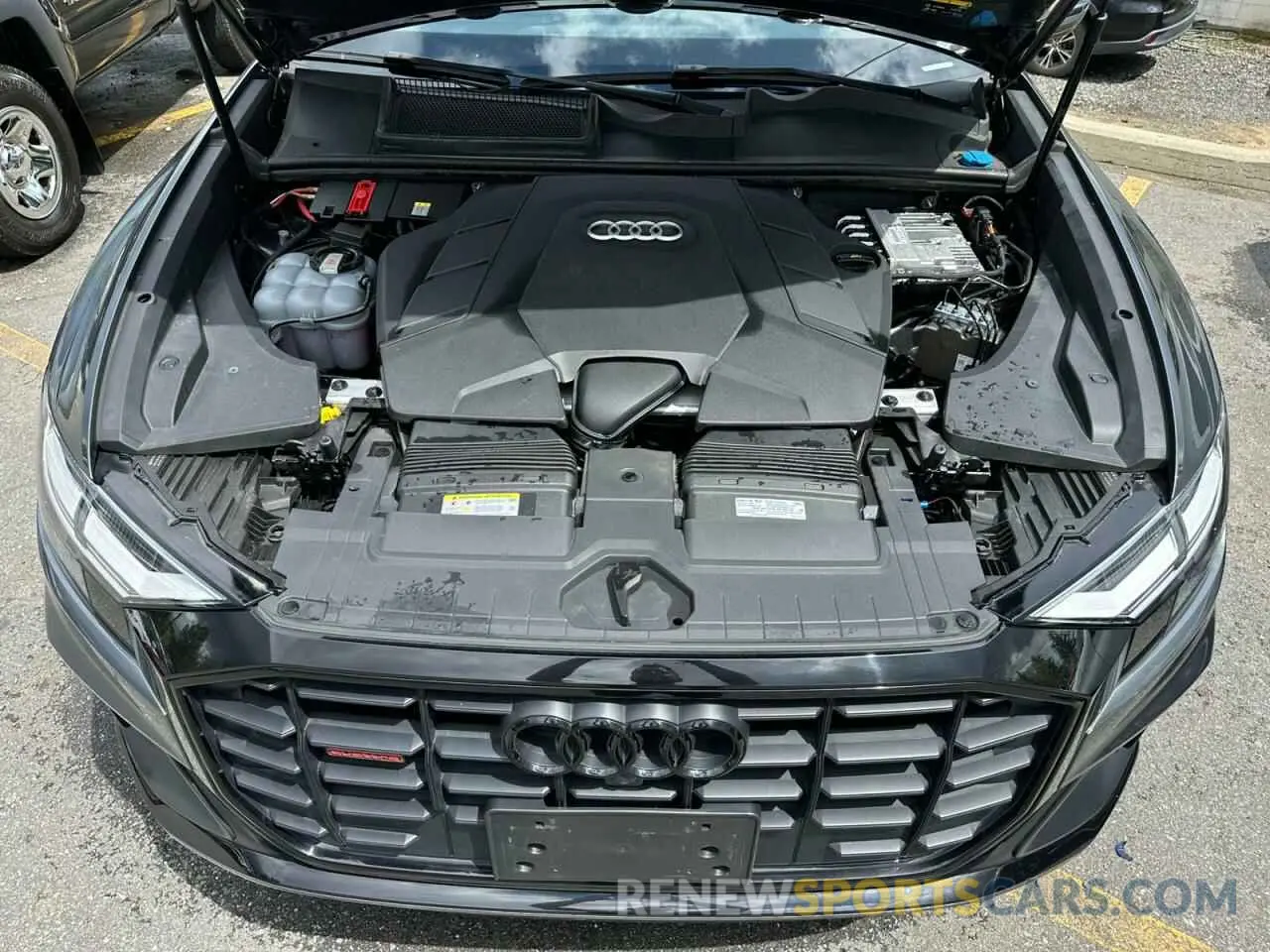 9 Фотография поврежденного автомобиля WA1EVAF17MD034670 AUDI Q8 2021