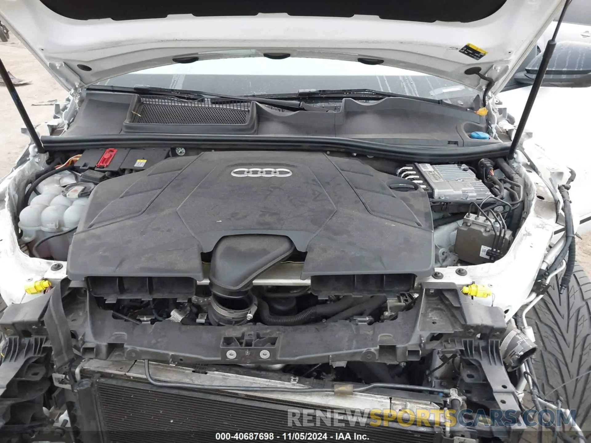 10 Photograph of a damaged car WA1EVAF1XMD003817 AUDI Q8 2021