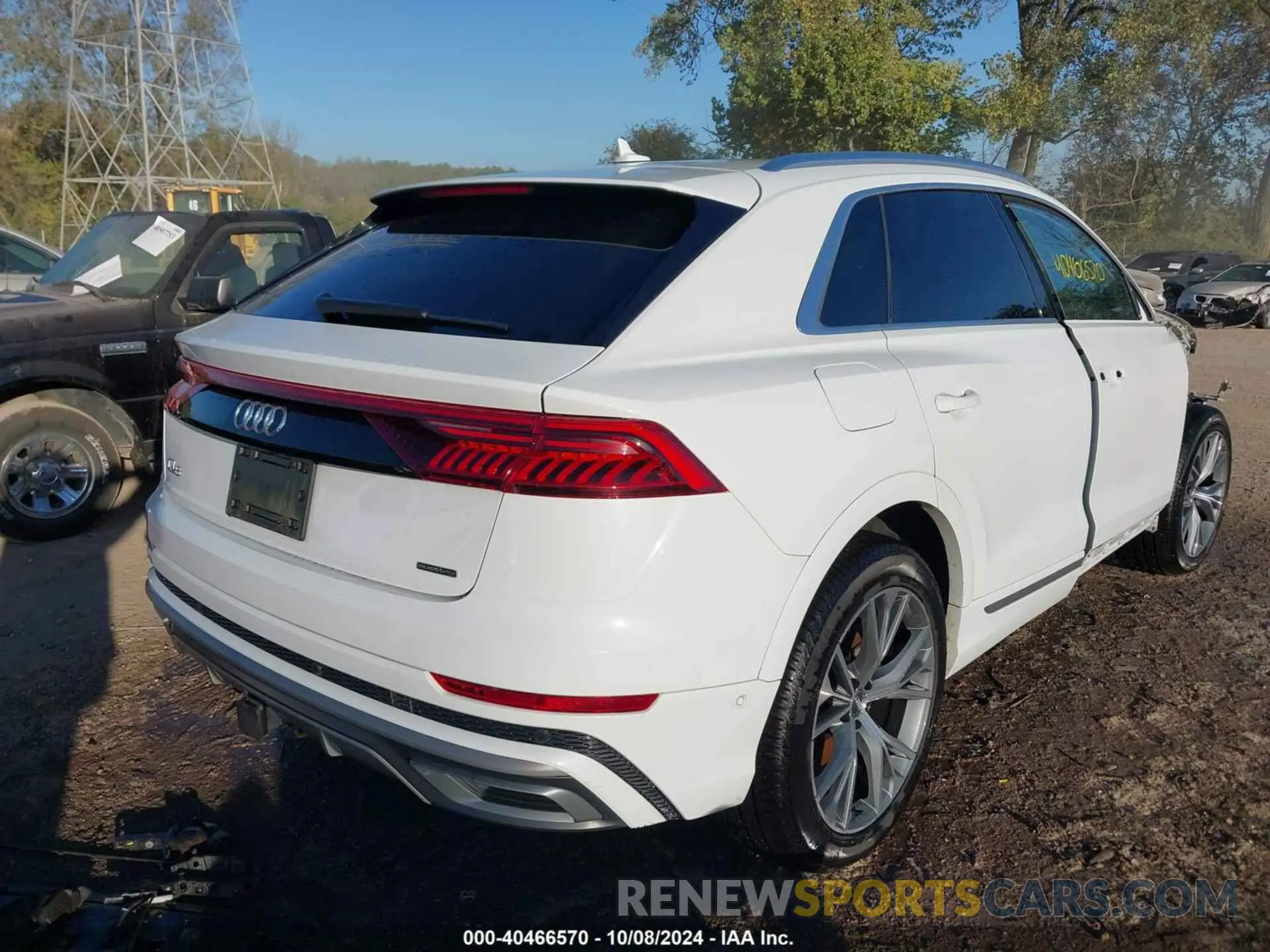 4 Photograph of a damaged car WA1FVAF15MD002109 AUDI Q8 2021
