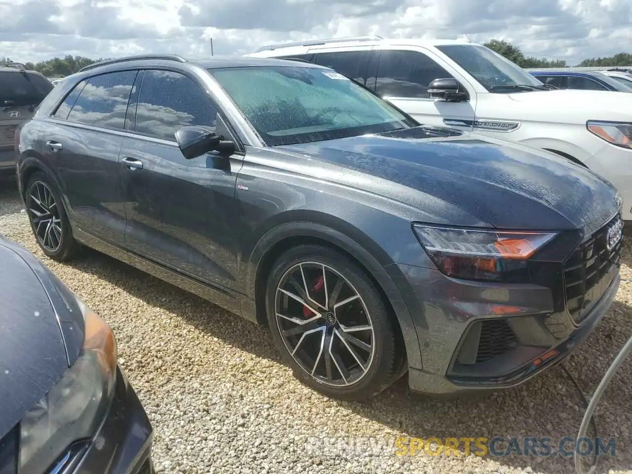 4 Фотография поврежденного автомобиля WA1FVAF19MD012142 AUDI Q8 2021