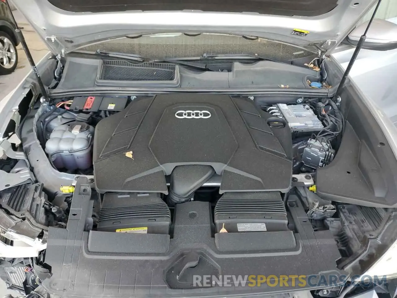 12 Photograph of a damaged car WA1BVBF16ND018678 AUDI Q8 2022