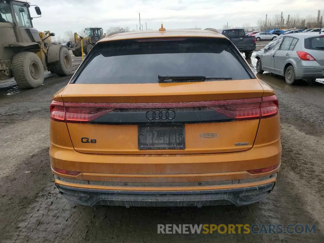 6 Photograph of a damaged car WA1DVBF18ND005987 AUDI Q8 2022