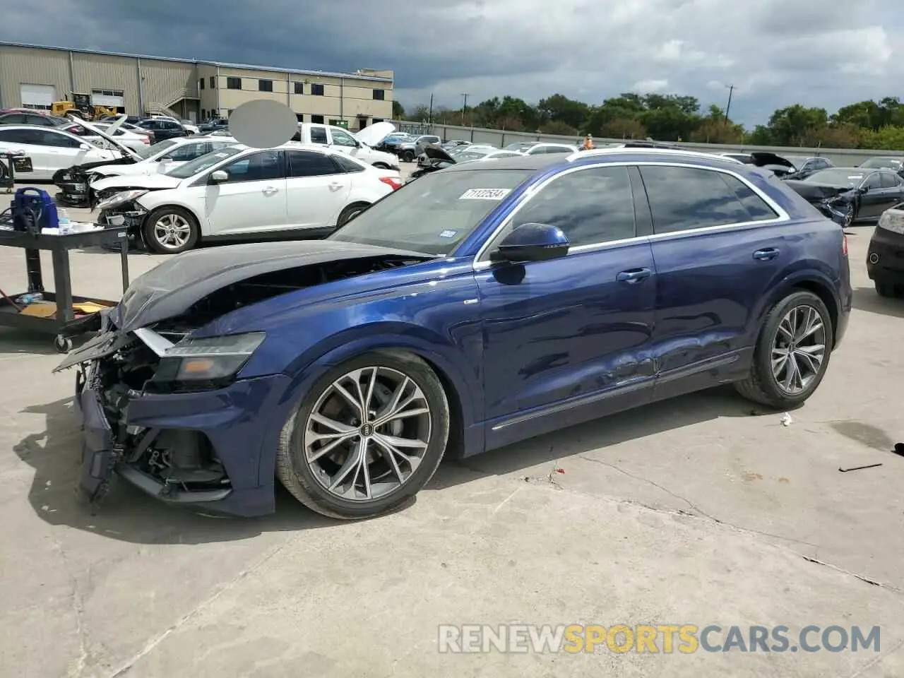1 Фотография поврежденного автомобиля WA1FVBF12ND009672 AUDI Q8 2022
