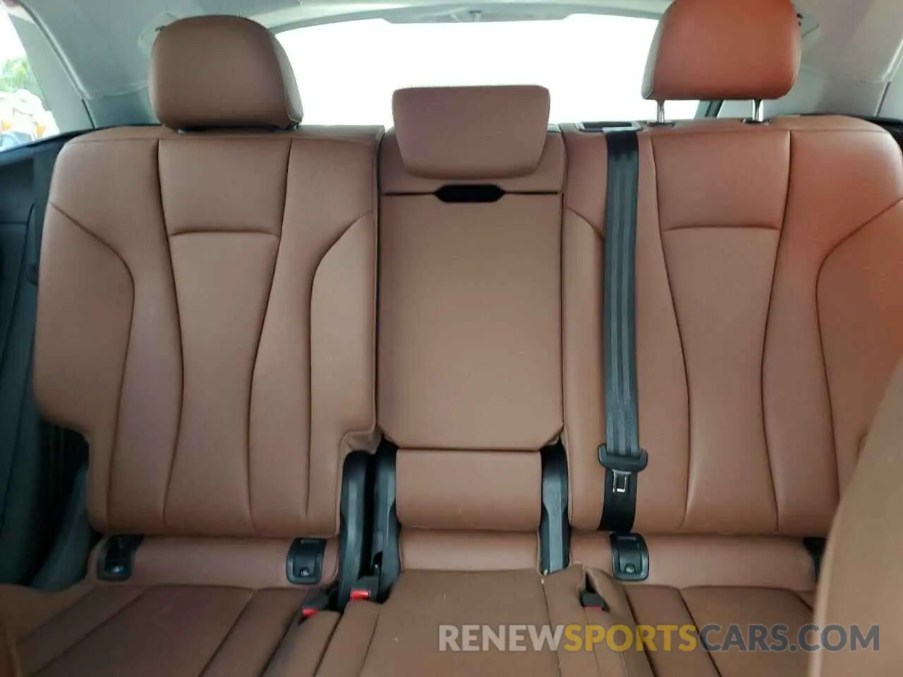10 Фотография поврежденного автомобиля WA1FVBF12ND009672 AUDI Q8 2022