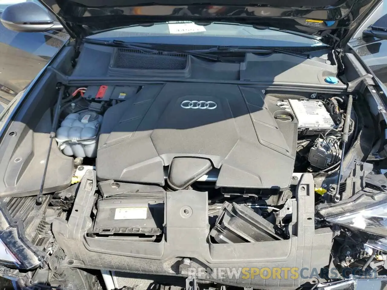 12 Photograph of a damaged car WA1FVBF19ND032284 AUDI Q8 2022