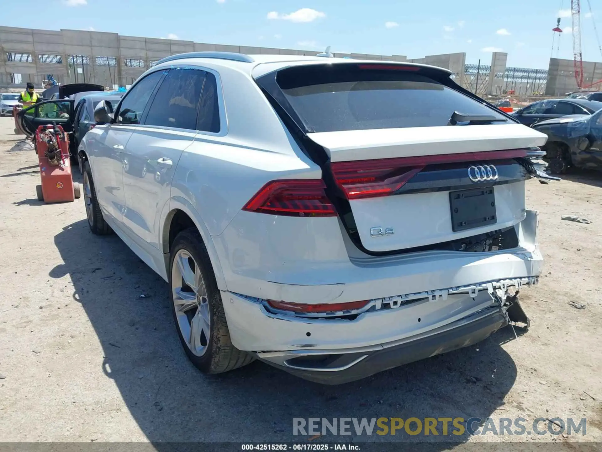 3 Фотография поврежденного автомобиля WA1AVBF15PD026057 AUDI Q8 2023