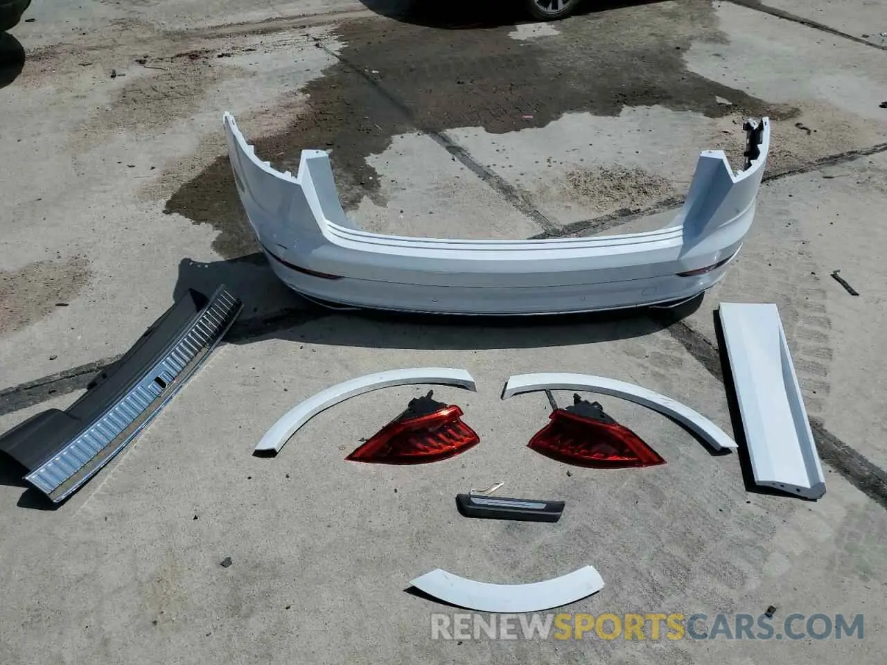 13 Photograph of a damaged car WA1BVBF17PD038960 AUDI Q8 2023