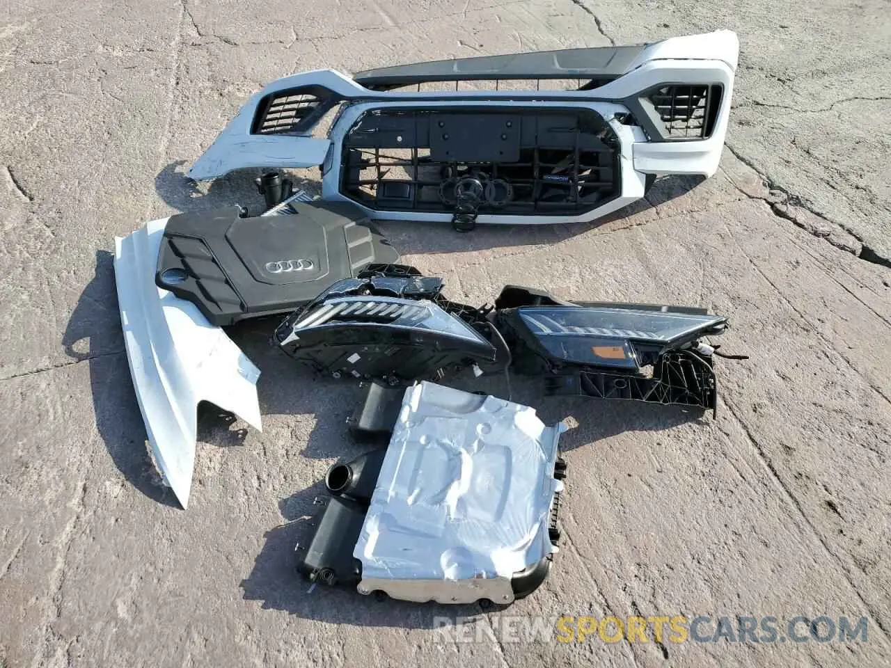 13 Фотография поврежденного автомобиля WA1BVBF18PD013694 AUDI Q8 2023