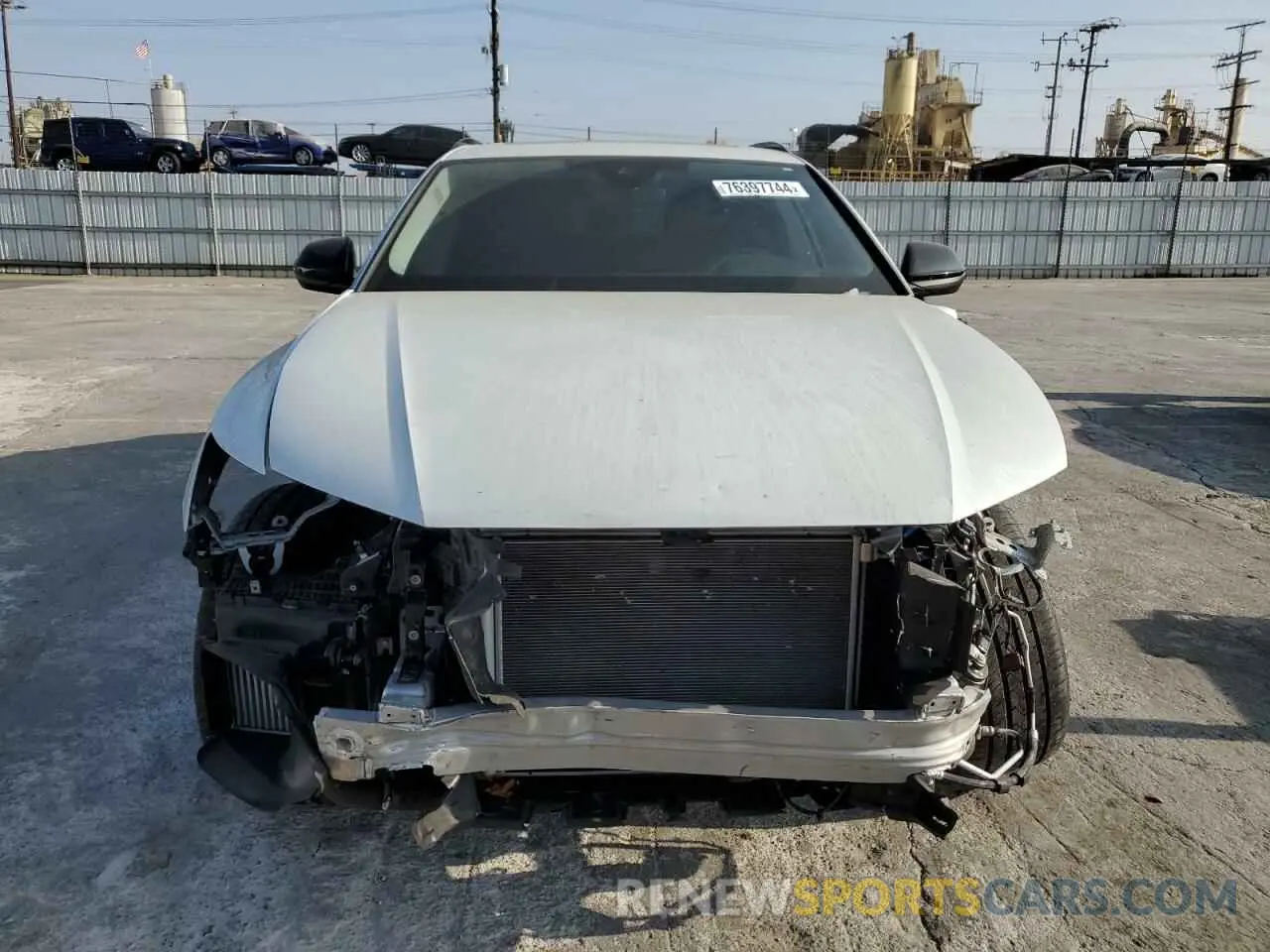 5 Фотография поврежденного автомобиля WA1BVBF18PD013694 AUDI Q8 2023