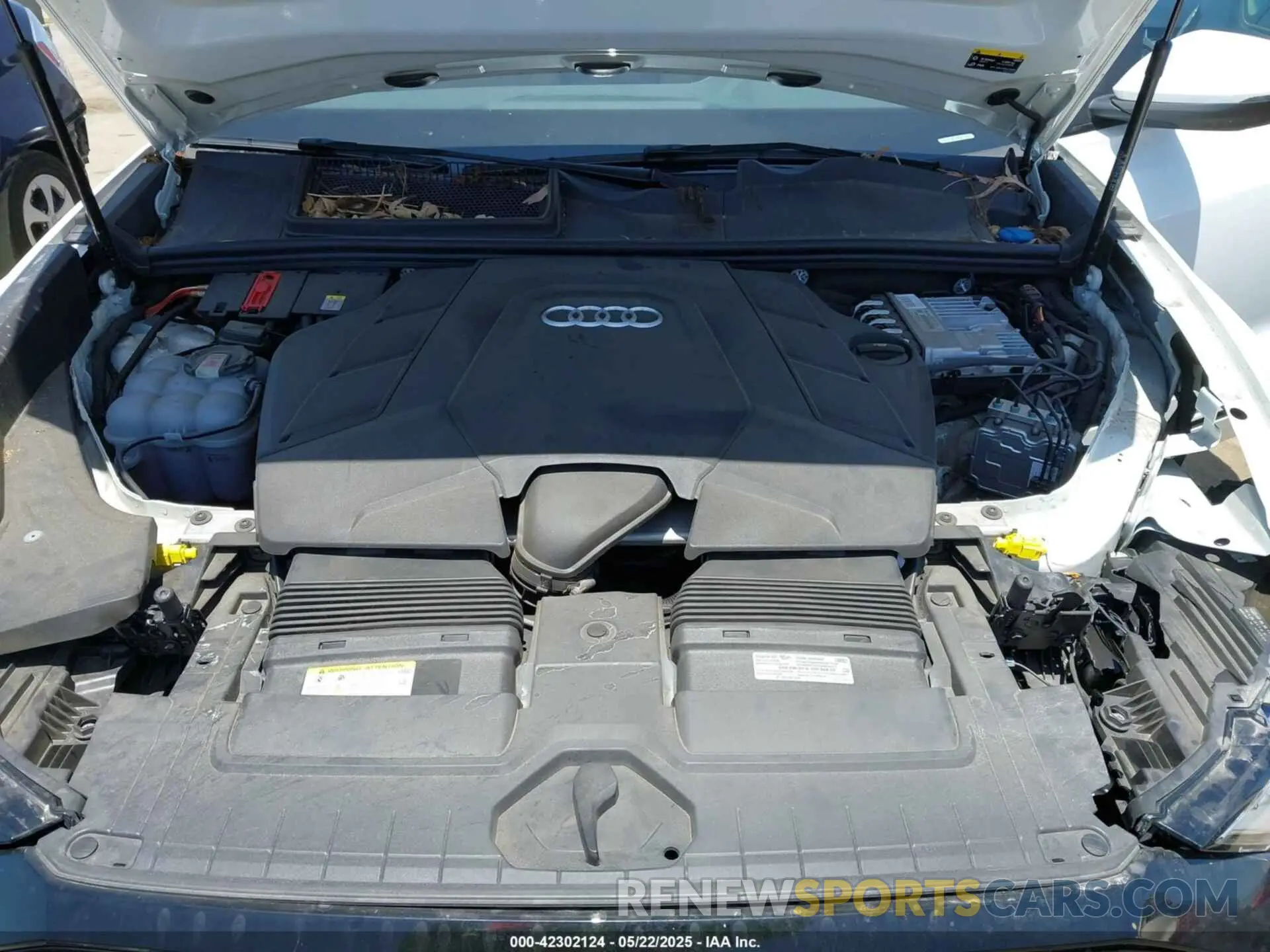 10 Photograph of a damaged car WA1EVBF19PD011451 AUDI Q8 2023