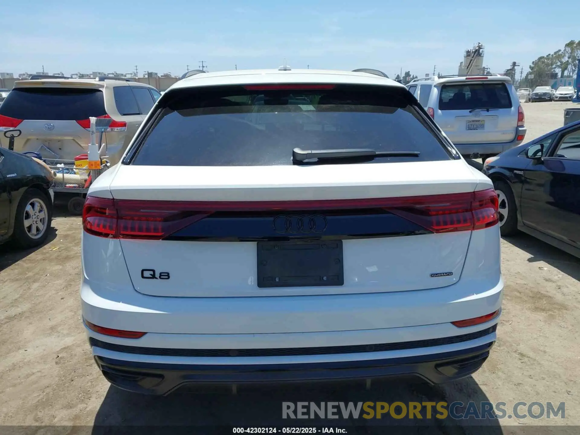 16 Photograph of a damaged car WA1EVBF19PD011451 AUDI Q8 2023