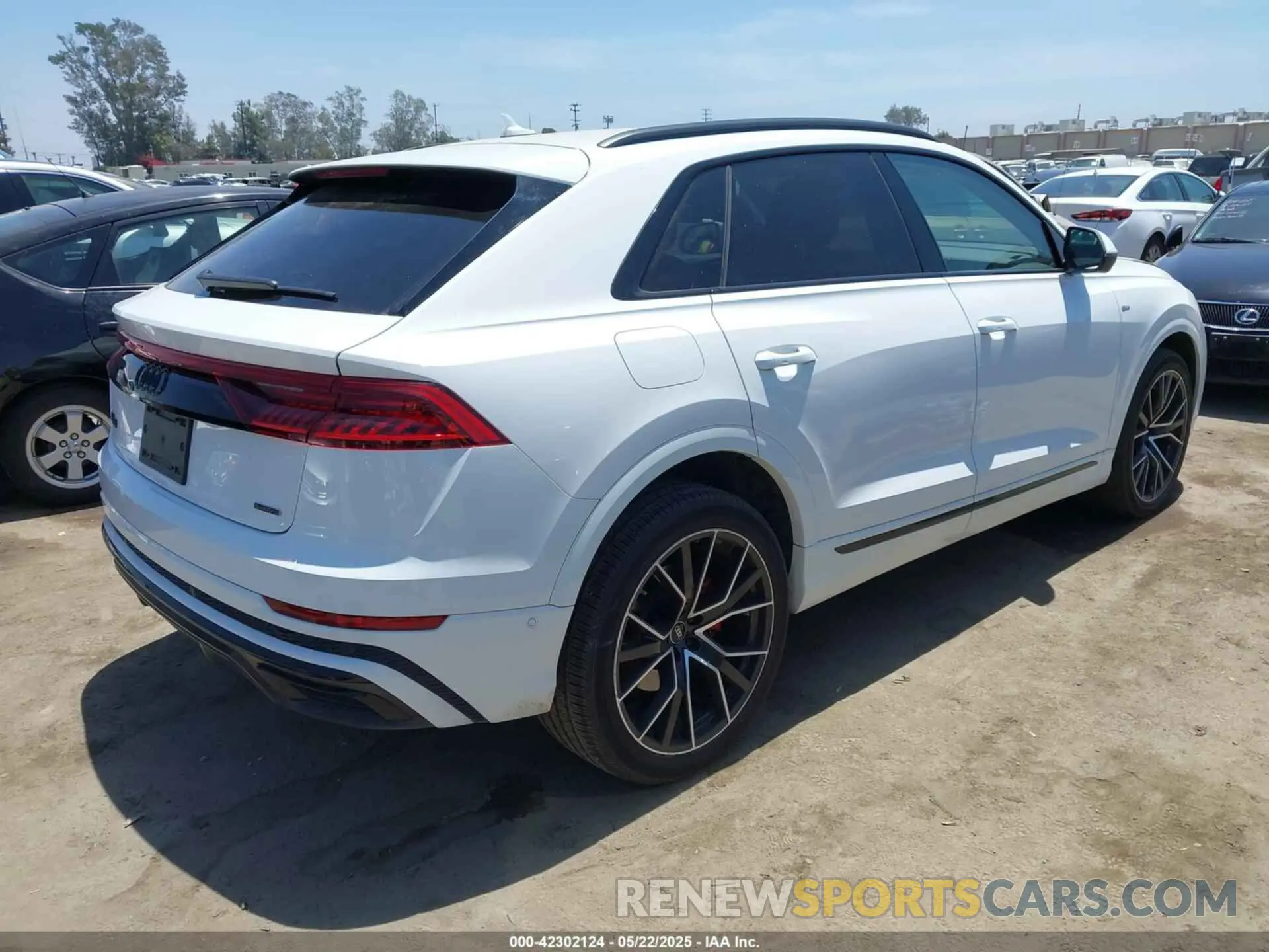 4 Photograph of a damaged car WA1EVBF19PD011451 AUDI Q8 2023