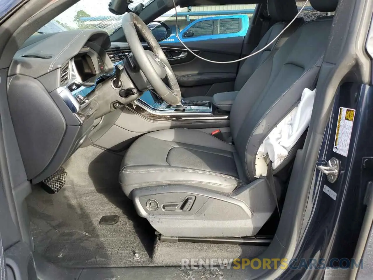7 Фотография поврежденного автомобиля WA1FVBF18PD043893 AUDI Q8 2023