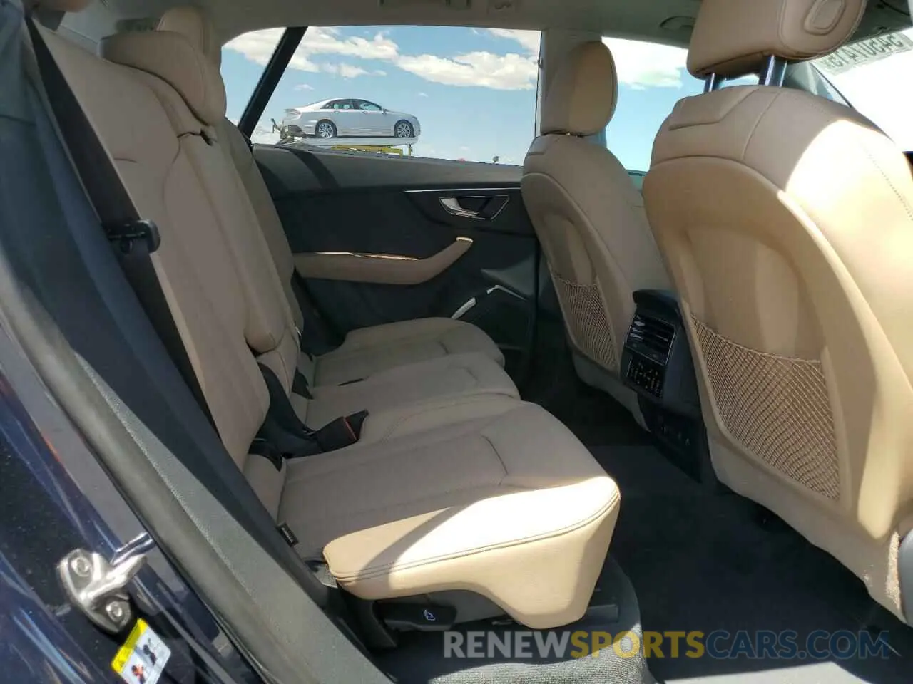 11 Photograph of a damaged car WA1EVBF1XRD020467 AUDI Q8 2024
