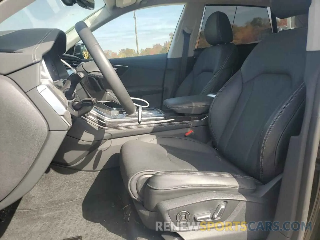 7 Фотография поврежденного автомобиля WA1FVBF1XRD004113 AUDI Q8 2024