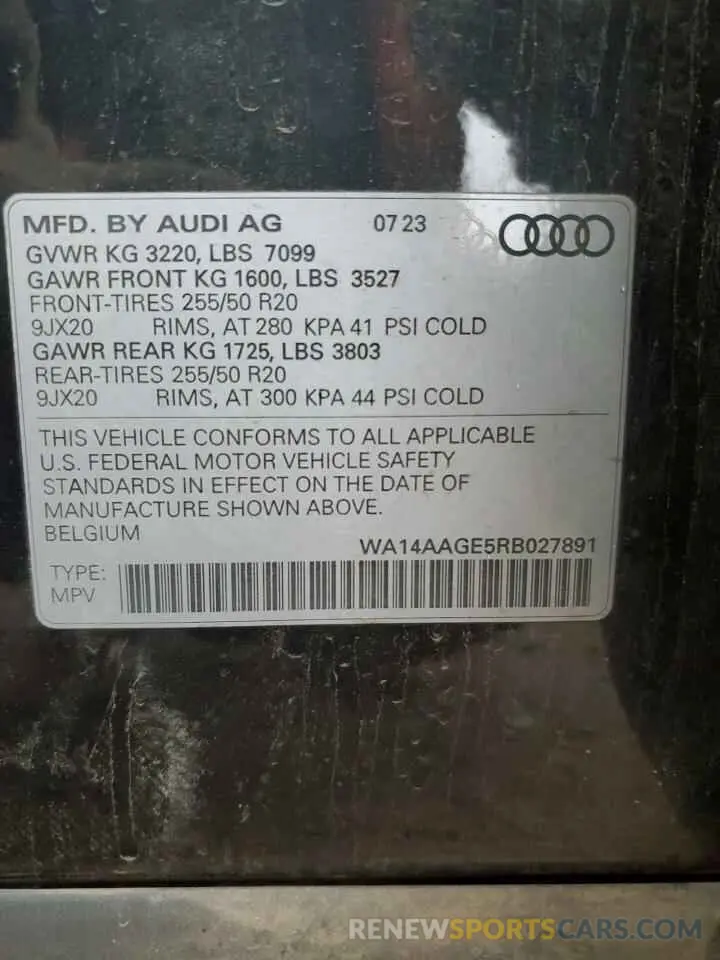 14 Photograph of a damaged car WA14AAGE5RB027891 AUDI Q8 E-TRON 2024